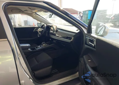 2024 Mitsubishi Outlander Es 2.5 2Wd z USA, uszkodzony, nr VIN JA4J3UA89RZ010407